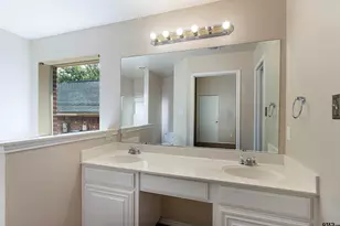 221 Maggie Cir, Flint, TX 75762 - Photo 15