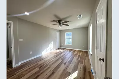 516 S O'Tyson, Mt Pleasant, TX 75455 - Photo 11