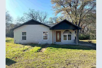 516 S O'Tyson, Mt Pleasant, TX 75455 - Photo 1