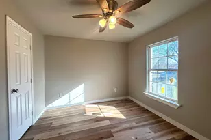 516 S O'Tyson, Mt Pleasant, TX 75455 - Photo 13
