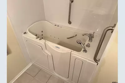 401 Magnolia Court, Whitehouse, TX 75791 - Photo 11