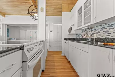 526 Shadywood, Avinger, TX 75630 - Photo 11