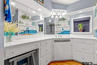 526 Shadywood, Avinger, TX 75630 - Photo 19