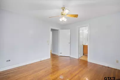 832 S Bois D Arc, Tyler, TX 75701 - Photo 27