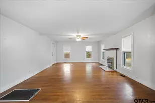 832 S Bois D Arc, Tyler, TX 75701 - Photo 5