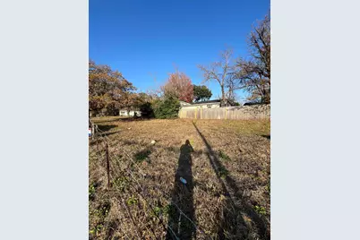 2808 Bunche, Tyler, TX 75701 - Photo 3