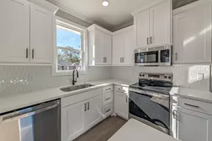 307 S Langham St, Troup, TX 75789 - Photo 5