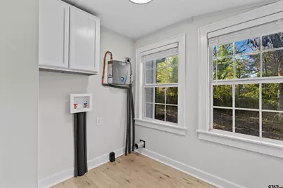 402 W Pine, Overton, TX 75684 - Photo 23