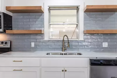 2419 Pounds Ave, Tyler, TX 75701 - Photo 15