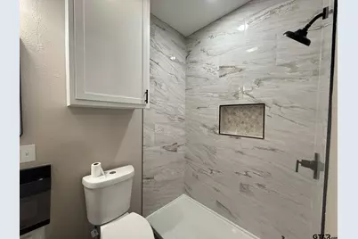 1512 E Houston St, Tyler, TX 75702 - Photo 27