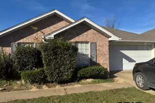 1112 Woodlands Park Dr, Lindale, TX 75771 - Photo 1