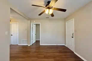 1016 Bennett Ave, Tyler, TX 75701 - Photo 3