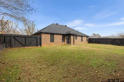 202 Spring Valley Rd, Queen City, TX 75572 - Photo 27