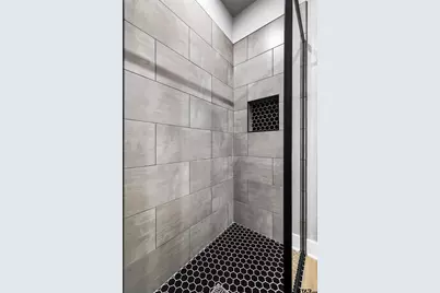 304 W Tarbutton, Troup, TX 75789 - Photo 7