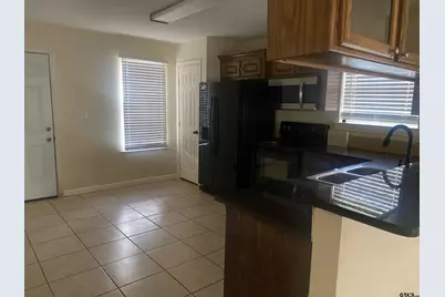 717 W Morris St, Tyler, TX 75702 - Photo 7