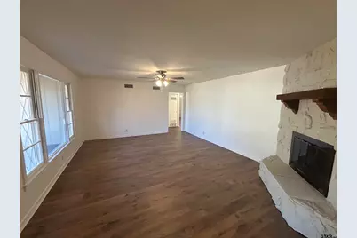 1515 San Antonio, Tyler, TX 75701 - Photo 3