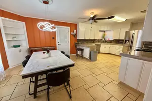 2008 Longview Dr, Henderson, TX 75652 - Photo 5