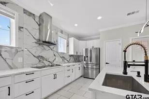 308 Windjammer, Gun Barrel City, TX 75156 - Photo 9