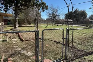 169 Brierwood Dr, Palestine, TX 75801 - Photo 43