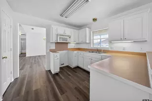 510 Hillside St, Jacksonville, TX 75766 - Photo 9