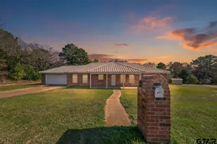 510 Hillside St, Jacksonville, TX 75766 - Photo 1