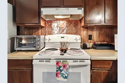 402 Watson Rd, Longview, TX 75604 - Photo 9