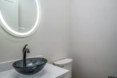 544 W. Erwin, Tyler, TX 75702 - Photo 11