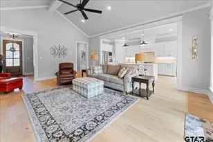 416 Deer Pt Cv, Chandler, TX 75758 - Photo 7