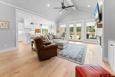 416 Deer Point Cove, Chandler, TX 75758 - Photo 3