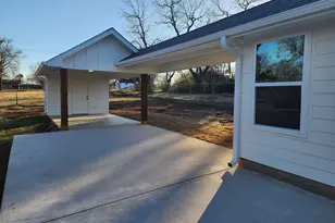 412 Garver St, Pittsburg, TX 75686 - Photo 13