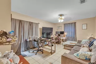 2617 Florence St, Kilgore, TX 75662 - Photo 25