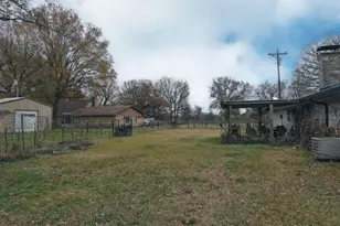 800 Co Rd 1030, Mount Pleasant, TX 75455 - Photo 23