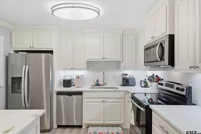 2422 Old Omen Road, Tyler, TX 75701 - Photo 17