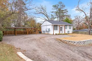 2422 Old Omen Rd, Tyler, TX 75701 - Photo 9