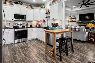 200 N Bois D Arc, Van, TX 75790 - Photo 11