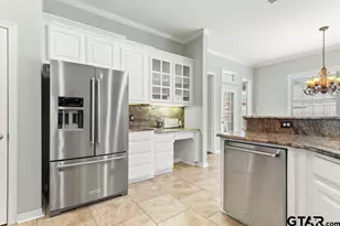 2113 Dover, Tyler, TX 75703 - Photo 17