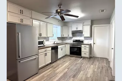 641 Mitchell Street, Winnsboro, TX 75494 - Photo 9