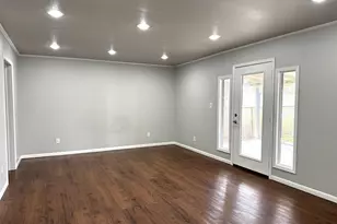 641 Mitchell St, Winnsboro, TX 75494 - Photo 11