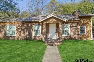 406 Giles, Mineola, TX 75773 - Photo 1