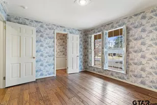 1929 McDonald, Tyler, TX 75701 - Photo 23