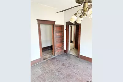 217 N Texas, Pittsburg, TX 75686 - Photo 9