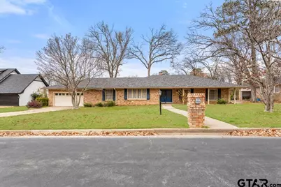 1716 Yosemite Dr, Tyler, TX 75703 - Photo 1