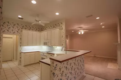 704 Paloma St, Tyler, TX 75703 - Photo 7