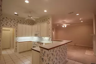 704 Paloma St, Tyler, TX 75703 - Photo 7