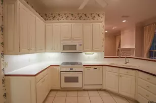 704 Paloma St, Tyler, TX 75703 - Photo 9