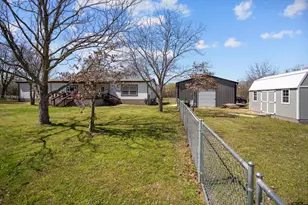 254 County Rd 1727, Yantis, TX 75497 - Photo 7