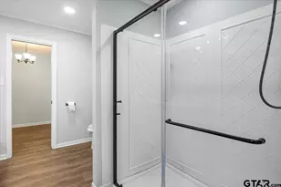 1004 Oakwood Dr, Longview, TX 75604 - Photo 31