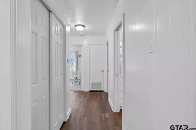 1704 Oakwood Drive, Troup, TX 75789 - Photo 15