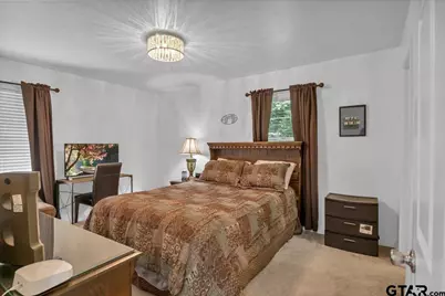 1704 Oakwood Drive, Troup, TX 75789 - Photo 17