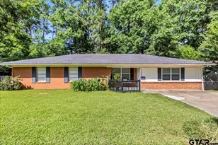 1704 Oakwood Dr, Troup, TX 75789 - Photo 1
